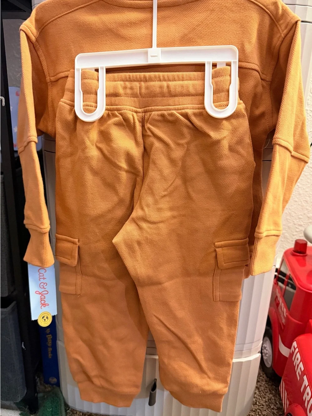 Cat & Jack Kids Matching Set Sweatshirt and Pants